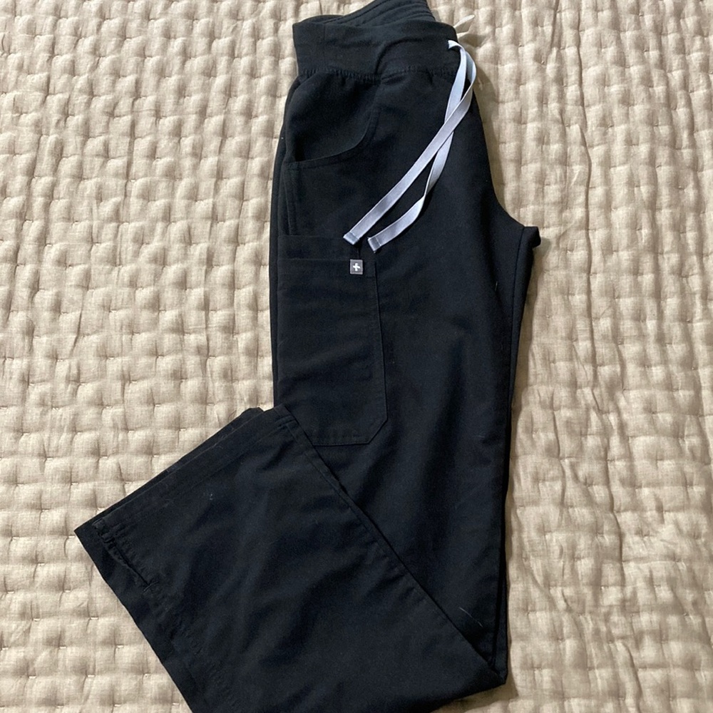 Figs black Kade cargo pants - XS tall